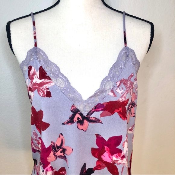 Express Purple Floral Lace Camisole Size Medium - Picture 3 of 9